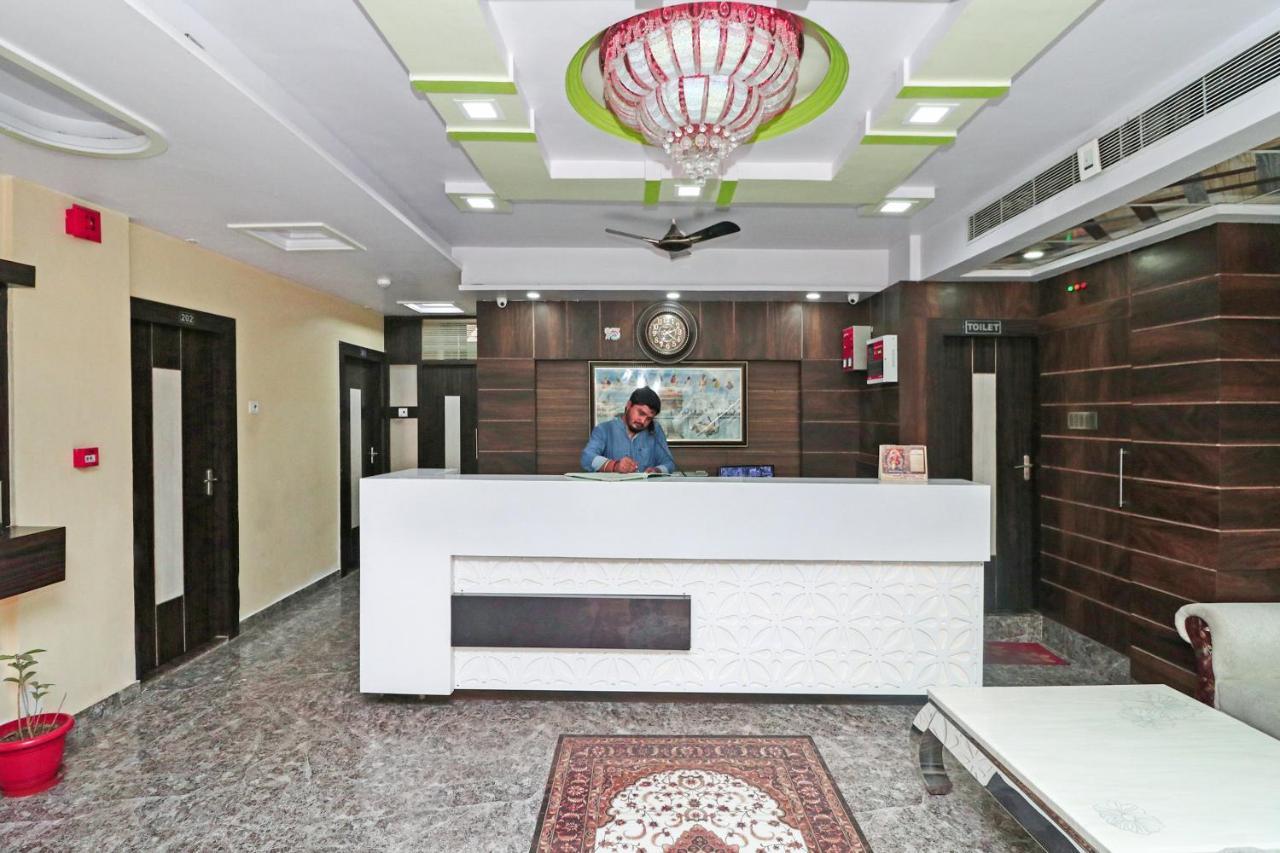 Oyo 15169 Hotel Rk Inn Лакнау Екстериор снимка