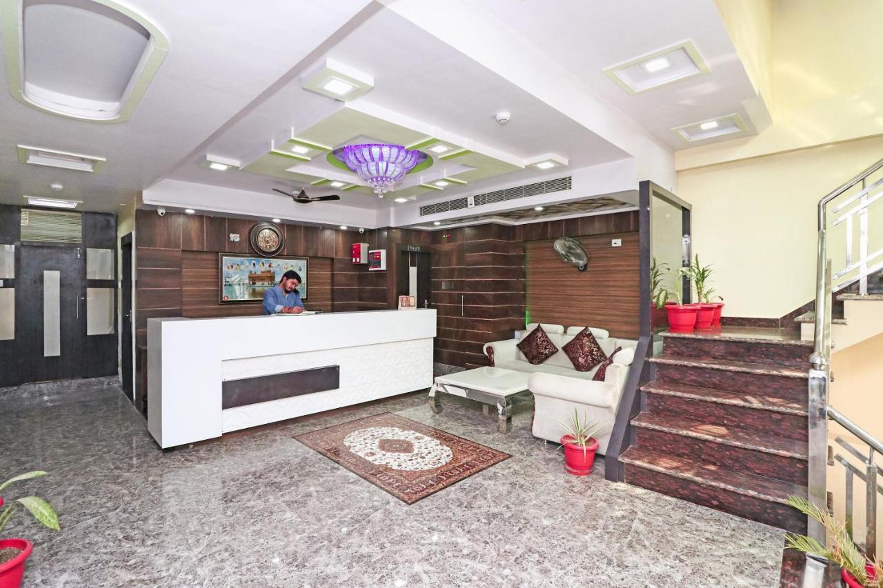 Oyo 15169 Hotel Rk Inn Лакнау Екстериор снимка