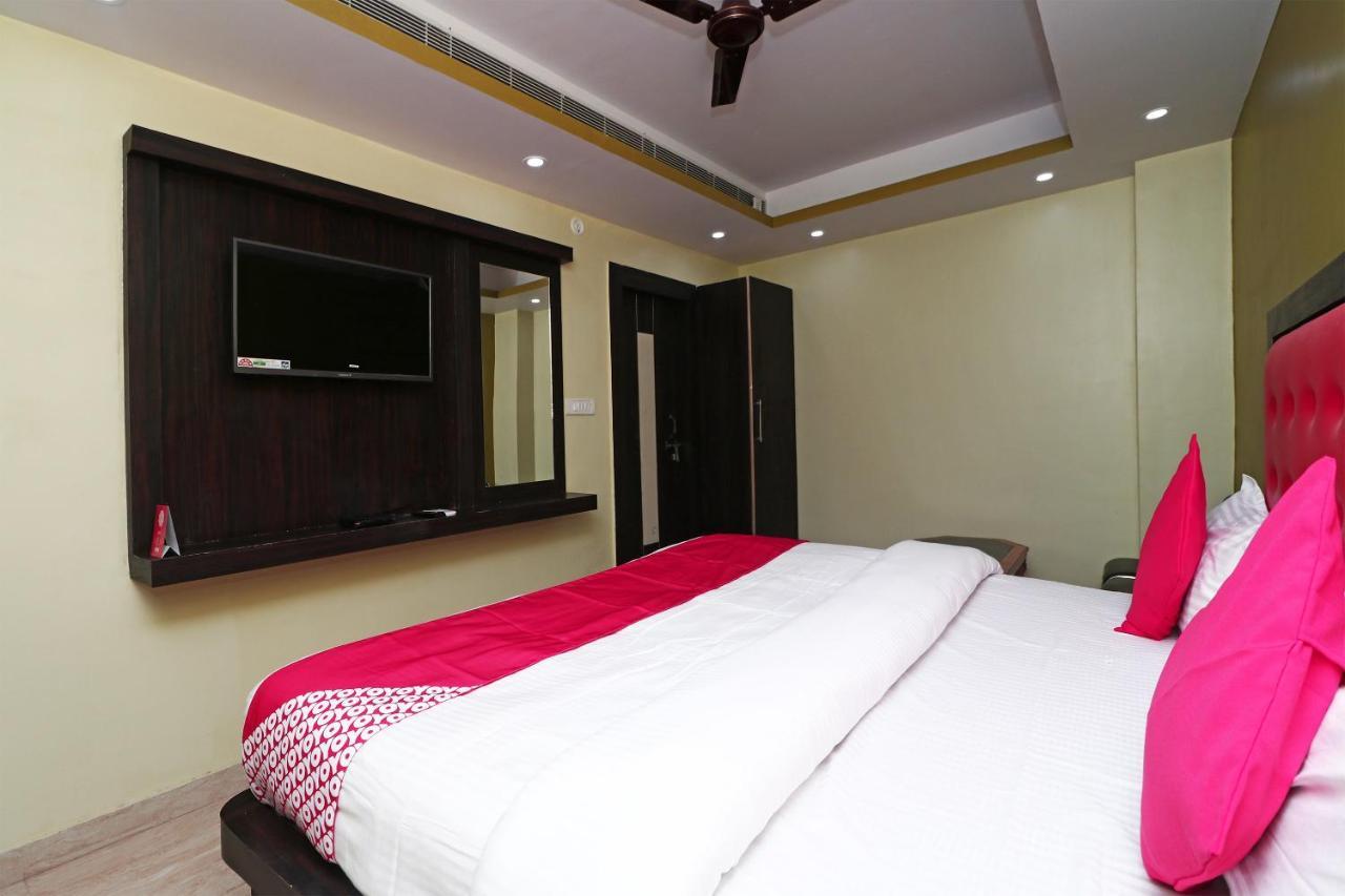 Oyo 15169 Hotel Rk Inn Лакнау Екстериор снимка