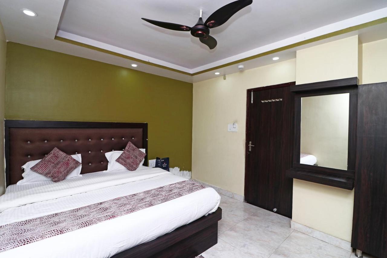 Oyo 15169 Hotel Rk Inn Лакнау Екстериор снимка