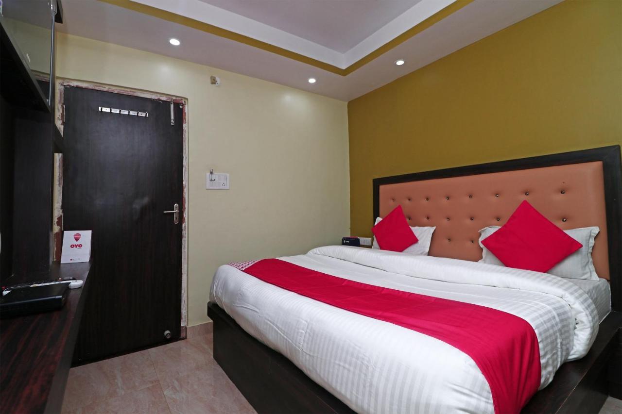 Oyo 15169 Hotel Rk Inn Лакнау Екстериор снимка