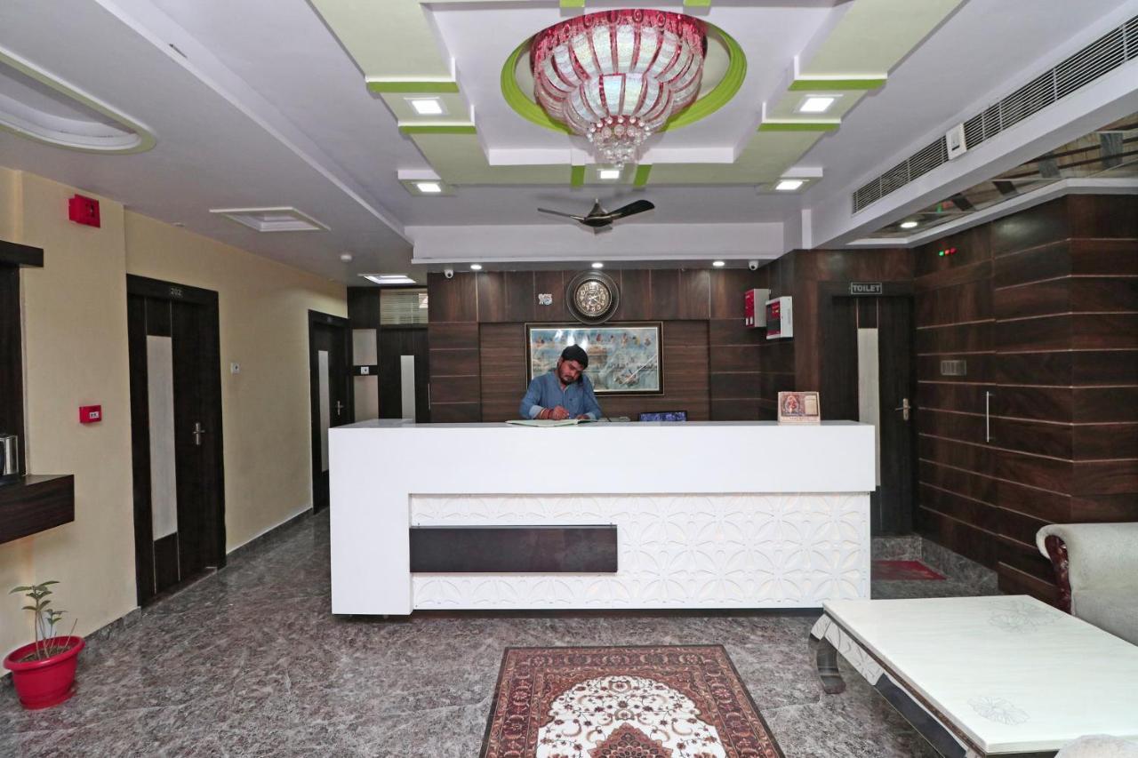 Oyo 15169 Hotel Rk Inn Лакнау Екстериор снимка