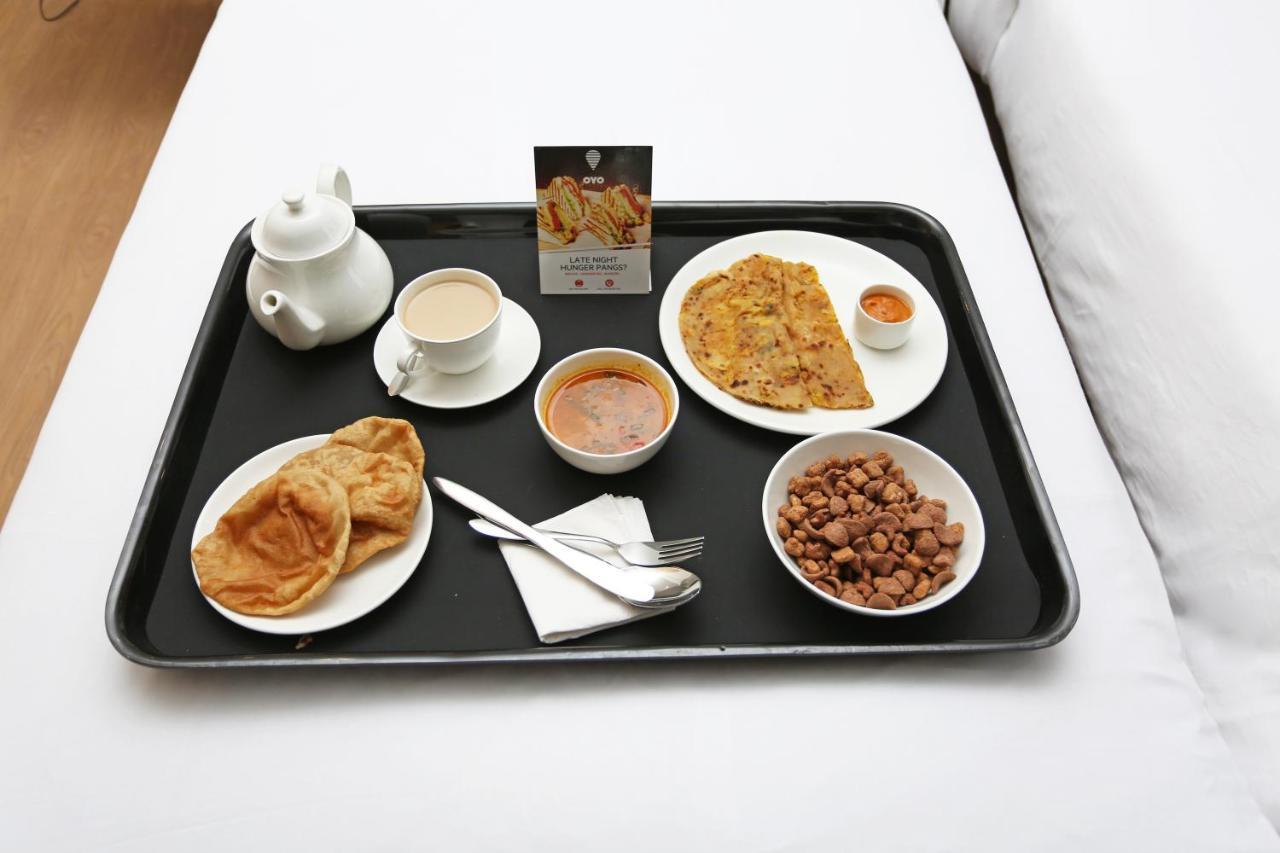 Oyo 15169 Hotel Rk Inn Лакнау Екстериор снимка