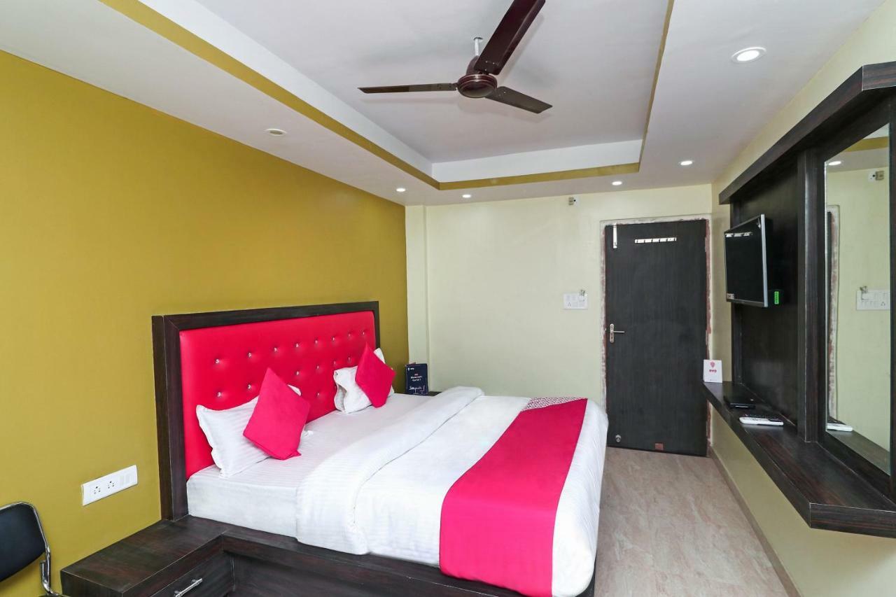 Oyo 15169 Hotel Rk Inn Лакнау Екстериор снимка