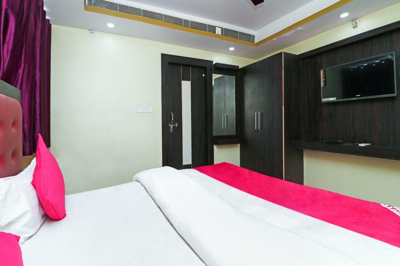 Oyo 15169 Hotel Rk Inn Лакнау Екстериор снимка